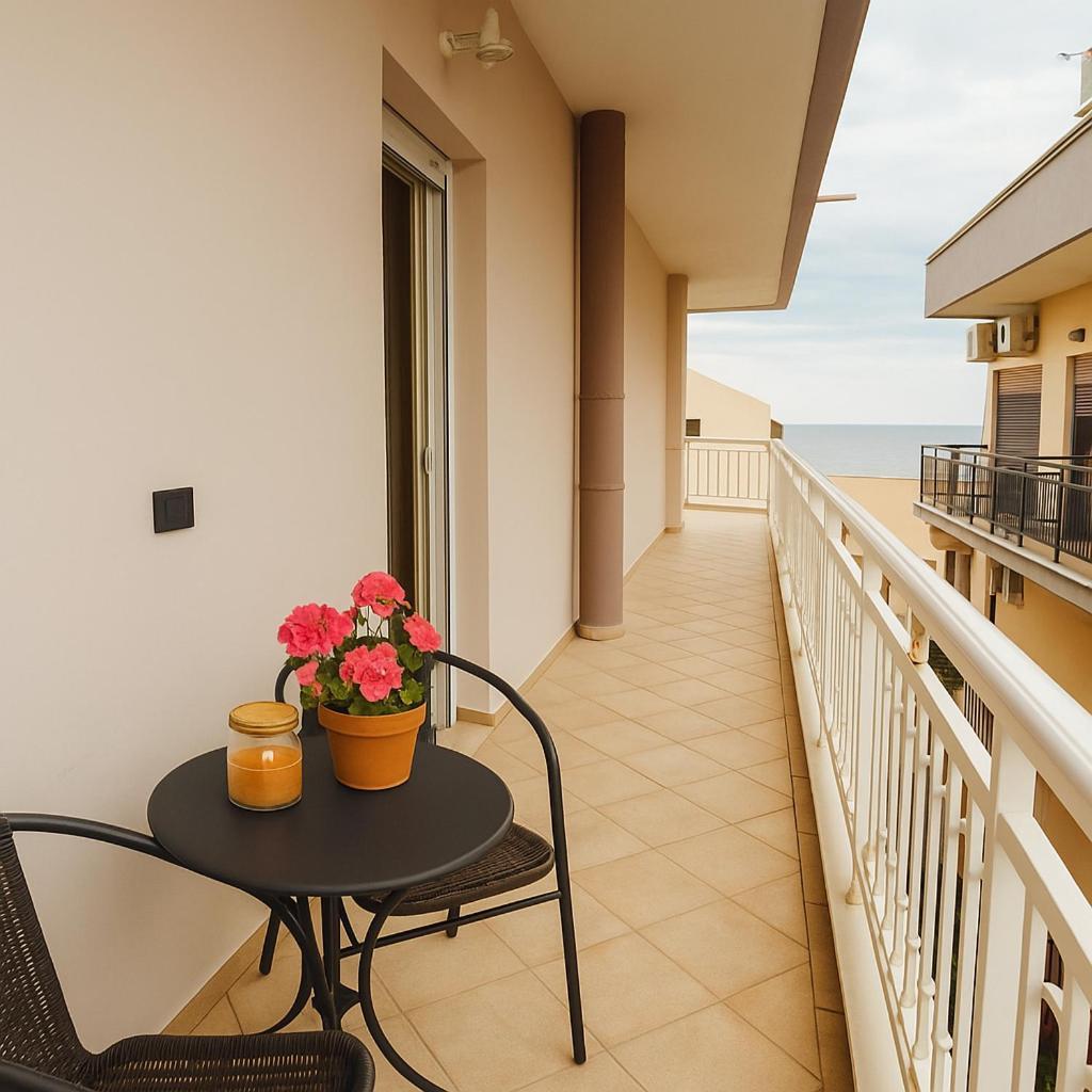 Cosmo - Seaside Elegance With Views Of Castle Appartement